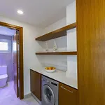 Mackenzie Castella Beachfront Apartament *